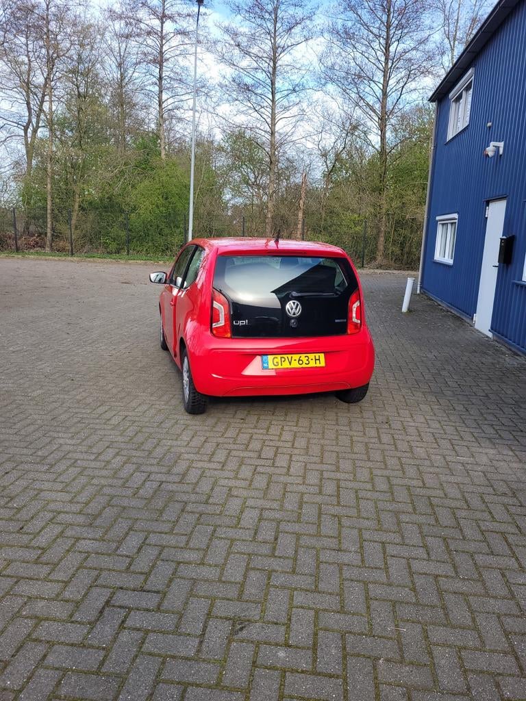 Volkswagen up! 1.0 55KW/75PK 3-DRS 2012 Rood, Voorwielaandrijving, 74 pk, Up!, 840 kg