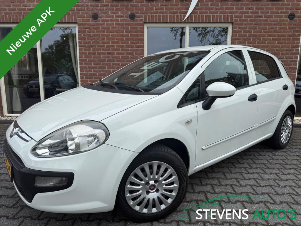 Fiat Punto Evo 1.4 Nat. Pow. Active NIEUWE APK / RIJDT GOED, Auto's, Stof, Gebruikt, Zwart, 4 cilinders
