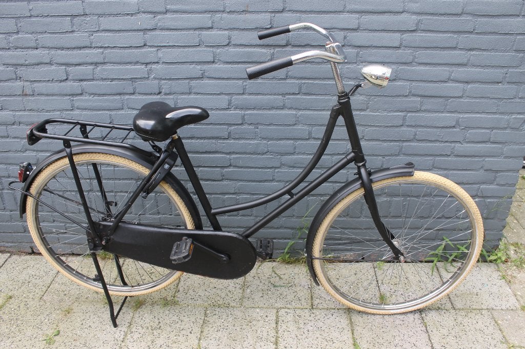 omafiets 26 inch, Fietsen en Brommers, Fietsen | Meisjes, Ophalen of Verzenden, Gebruikt, Terugtraprem, 26 inch of meer