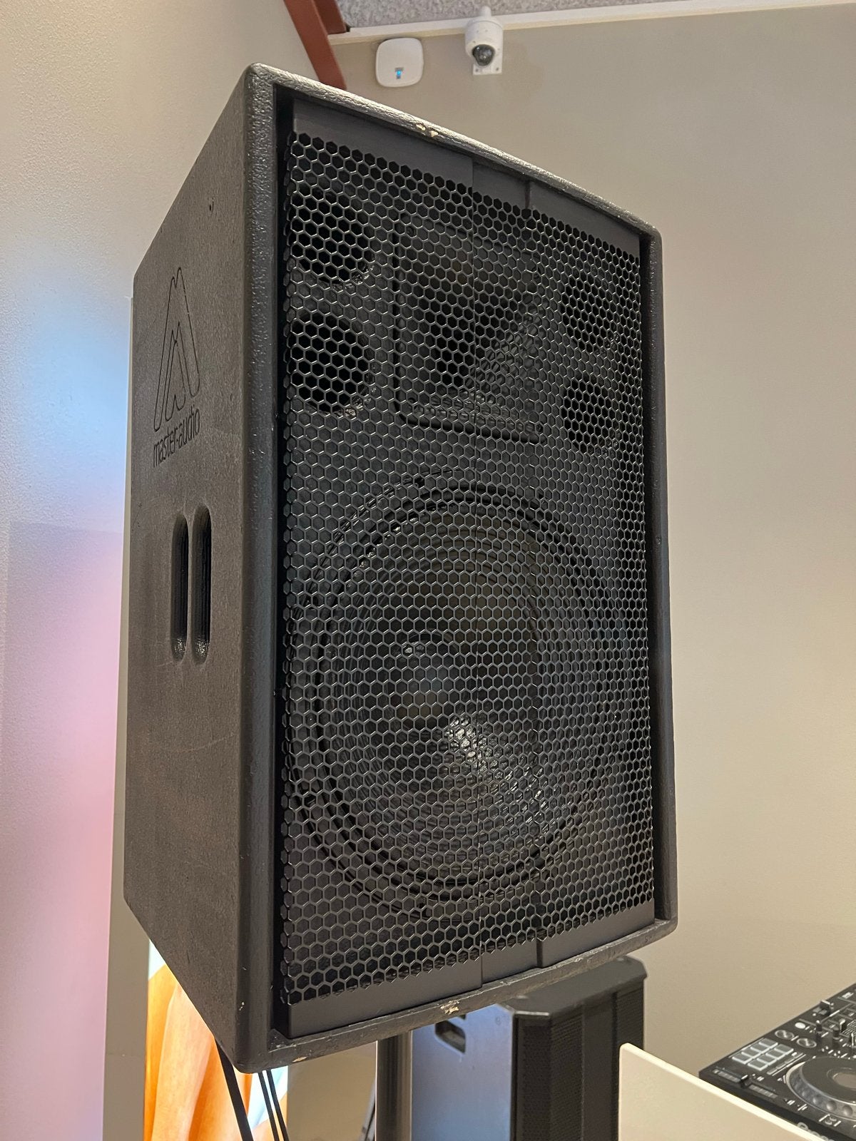 Master Audio LN15A actieve speakers izgst, Audio, Tv en Foto, Gebruikt, Speakerset, Ophalen of Verzenden, 150 watt of meer