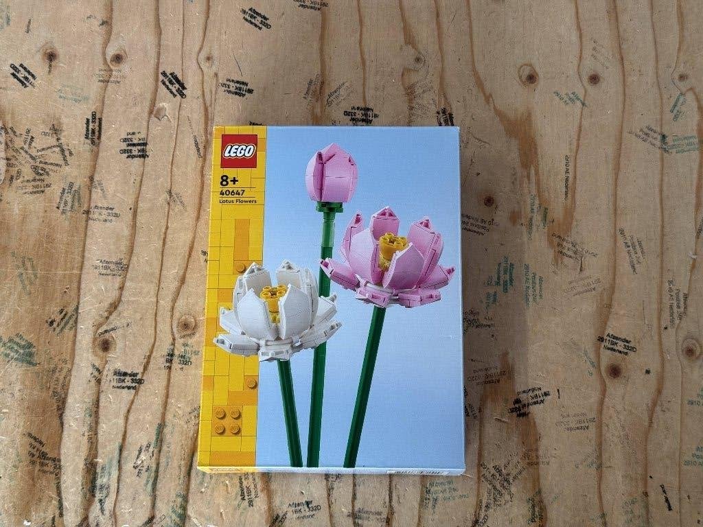 LEGO 40647 Lotusbloemen, Compleet, Info@lego.com, Overige thema's, Denemarken