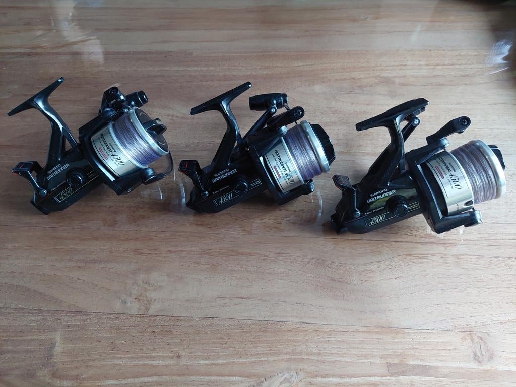 3x Shimano Baitrunner 4500a USA, Ophalen of Verzenden, Gebruikt, Molen