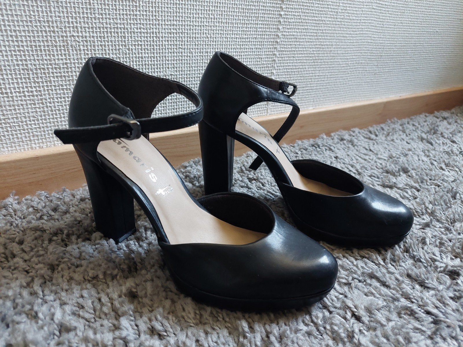 Pumps en  laarzen mt 38 - (Zo goed als) nieuw, Kleding | Dames, Pumps, Zwart, Ophalen of Verzenden, Zo goed als nieuw