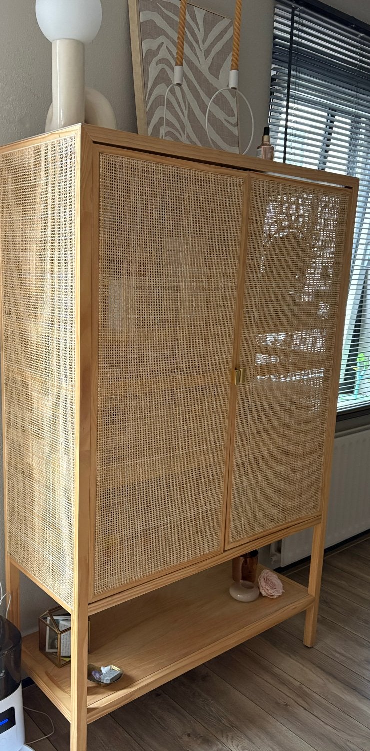 Rotan kast met 2 deuren en open vak - 100x40x161 cm, Ophalen, Zo goed als nieuw