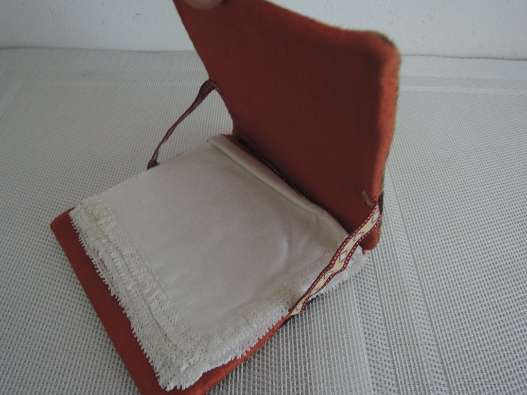 Oud stoffen hoesje met (zak) doekje, Antiek en Kunst, Curiosa en Brocante, Ophalen of Verzenden