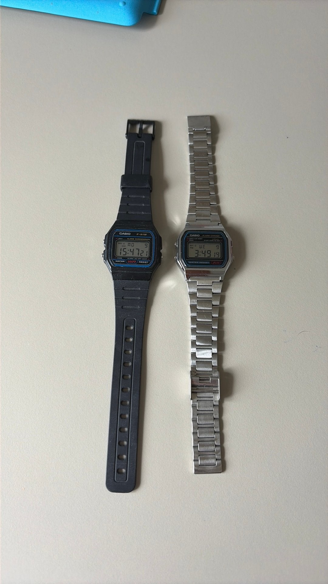 2 casio’s, Sieraden, Tassen en Uiterlijk, Horloges | Heren, Gebruikt, Polshorloge, Ophalen of Verzenden, Overige materialen