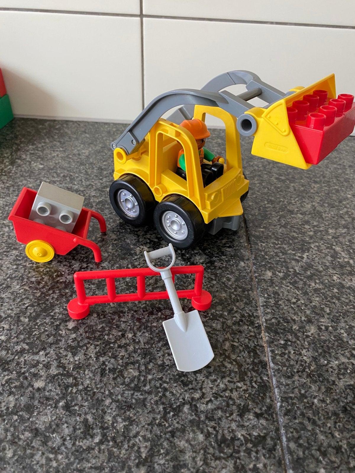 Duplo Graafmachine met accessoires, Kinderen en Baby's, Speelgoed | Duplo en Lego, Ophalen of Verzenden, Zo goed als nieuw, Complete set