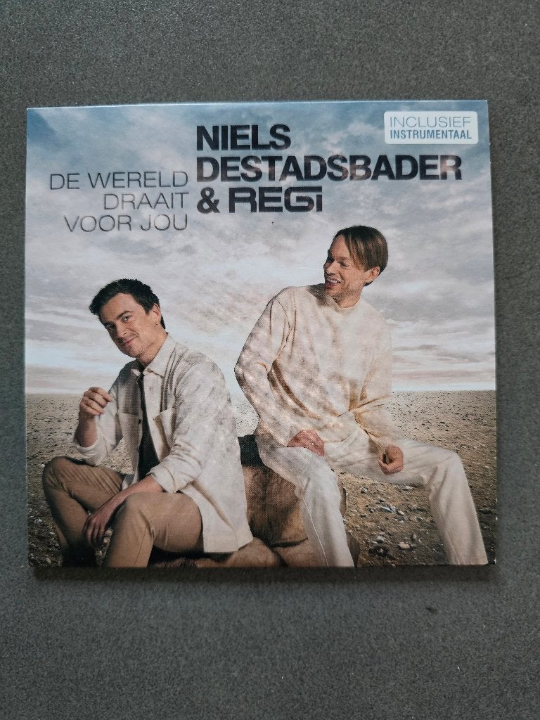 single - Niels Destadsbader ft. Regi, Ophalen of Verzenden, Zo goed als nieuw, Nederlandstalig