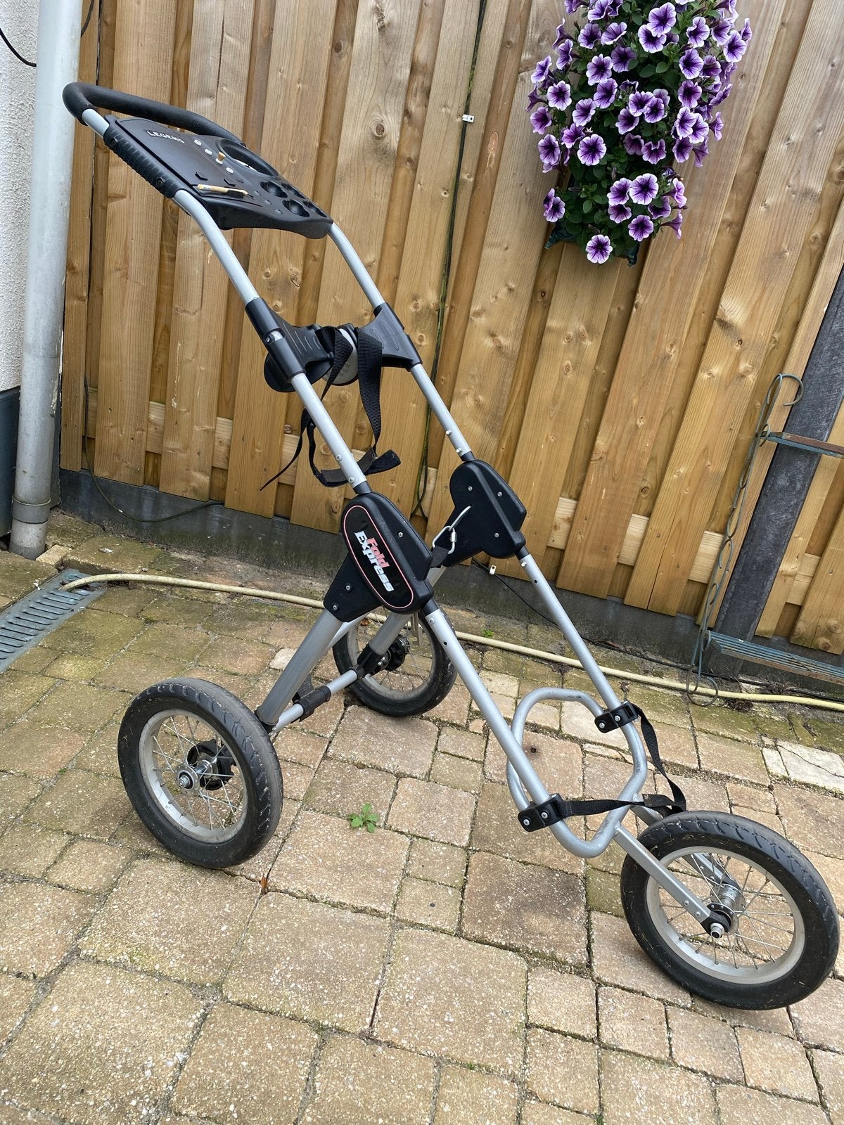 Golfkar - Handige en Compacte Golftrolley, Sport en Fitness, Golf, Ophalen, Gebruikt, Golfkar, Overige merken