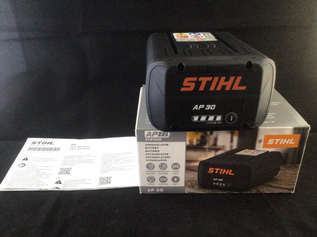 Stihl accu AP 30 NIEUW, Tuin en Terras, Hand-tuingereedschap, Ophalen of Verzenden, Nieuw, Overige soorten