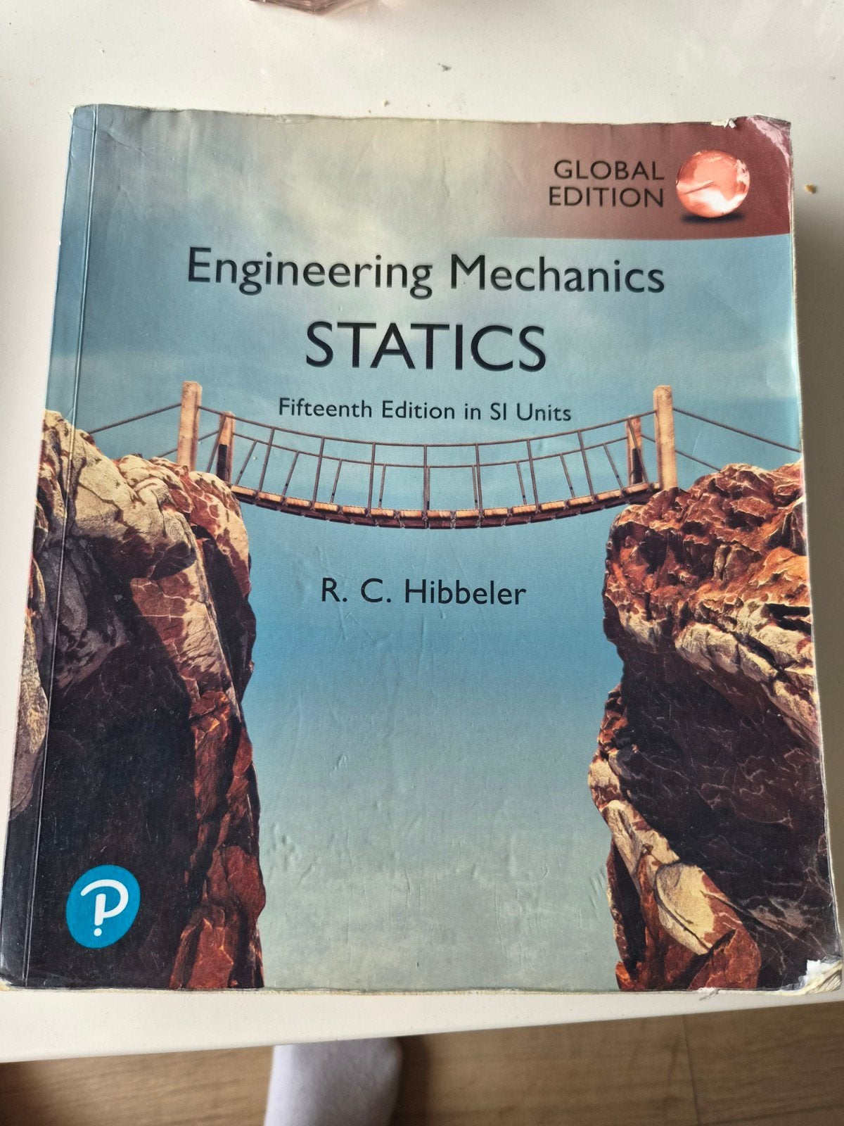 Engineering Mechanics Statics-R.C. Hibbeler(Global Edition, Boeken, Gelezen, R. C. Hibbeler, Beta, HBO