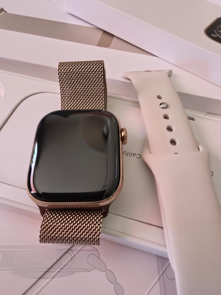 Apple Watch Series 11 42mm Goud - Zo goed als nieuw, Ophalen of Verzenden, Zo goed als nieuw, Roze, IOS