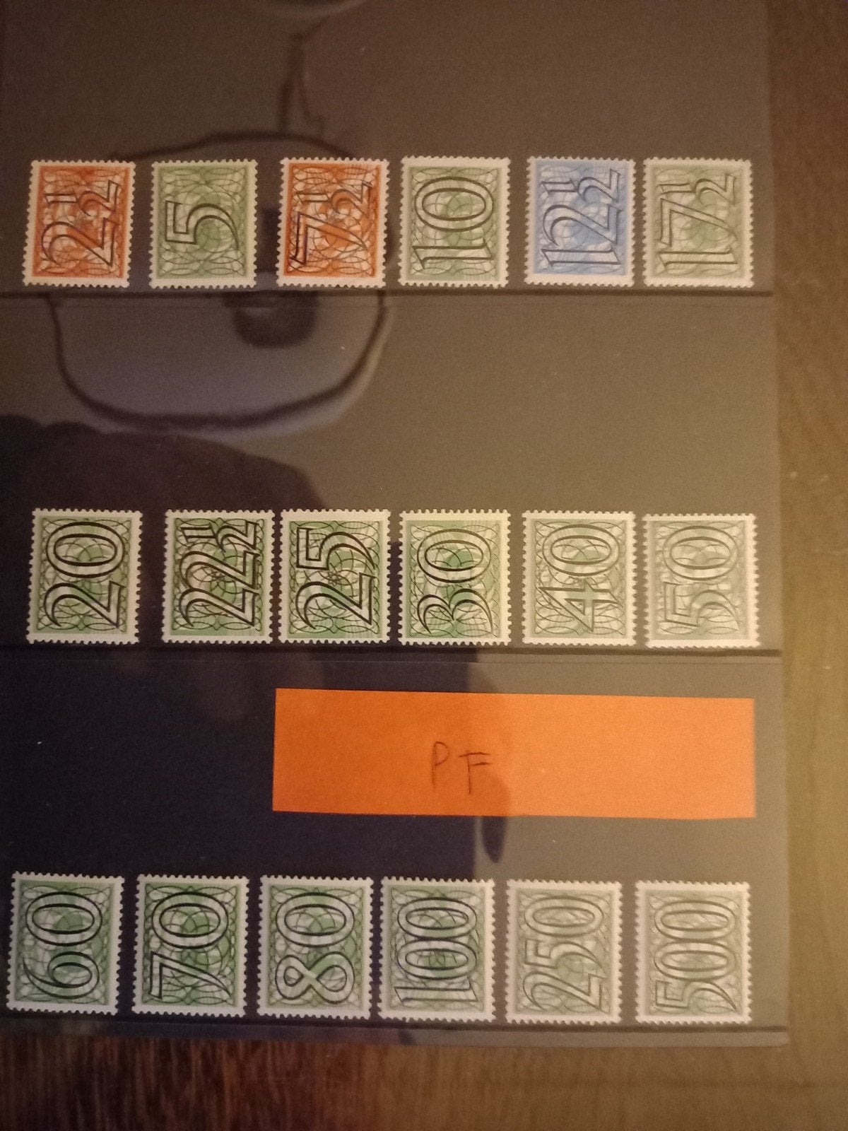 Prachtige Traliezegels serie 1940 PF en serie met plakker, Ophalen of Verzenden, T/m 1940, Postfris
