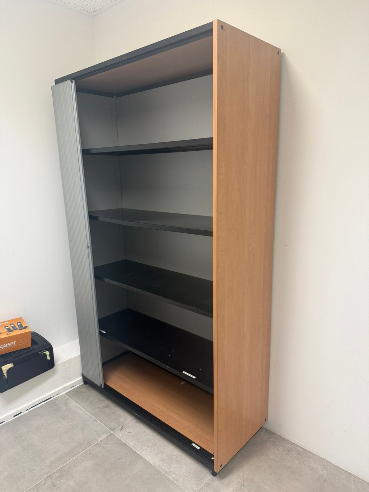 Kantoor kast, Huis en Inrichting, Kasten | Roldeurkasten en Archiefkasten, Ophalen of Verzenden, Zo goed als nieuw, 25 tot 50 cm