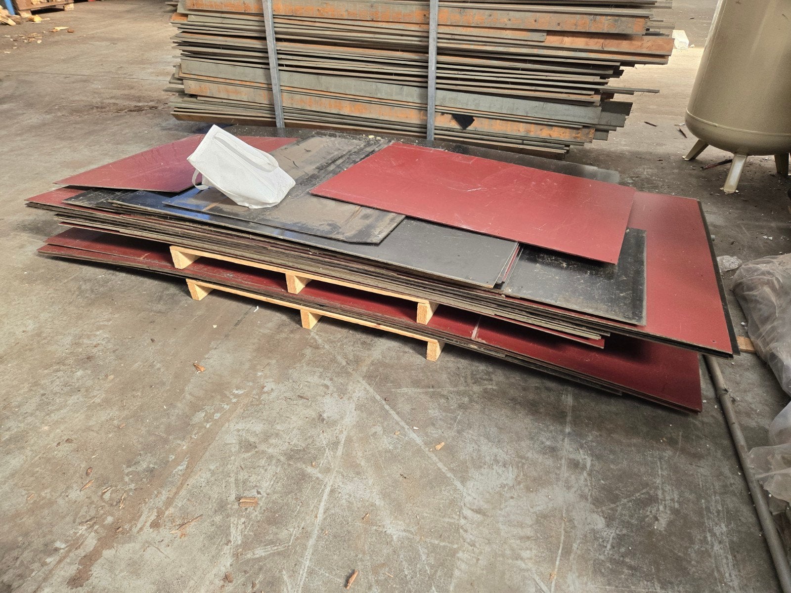 HPL, trespa platen 6mm, Doe-het-zelf en Verbouw, Ophalen, Gebruikt, HPL, Minder dan 20 mm