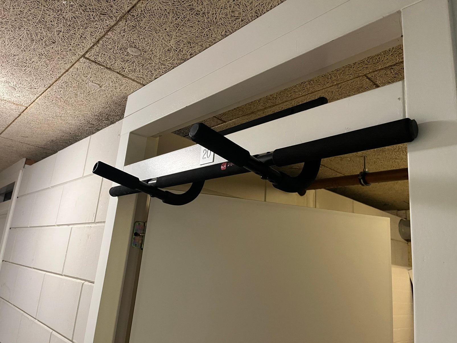 Optrekstang / pull up bar van decathlon, Ophalen, Zo goed als nieuw, Oprekstang