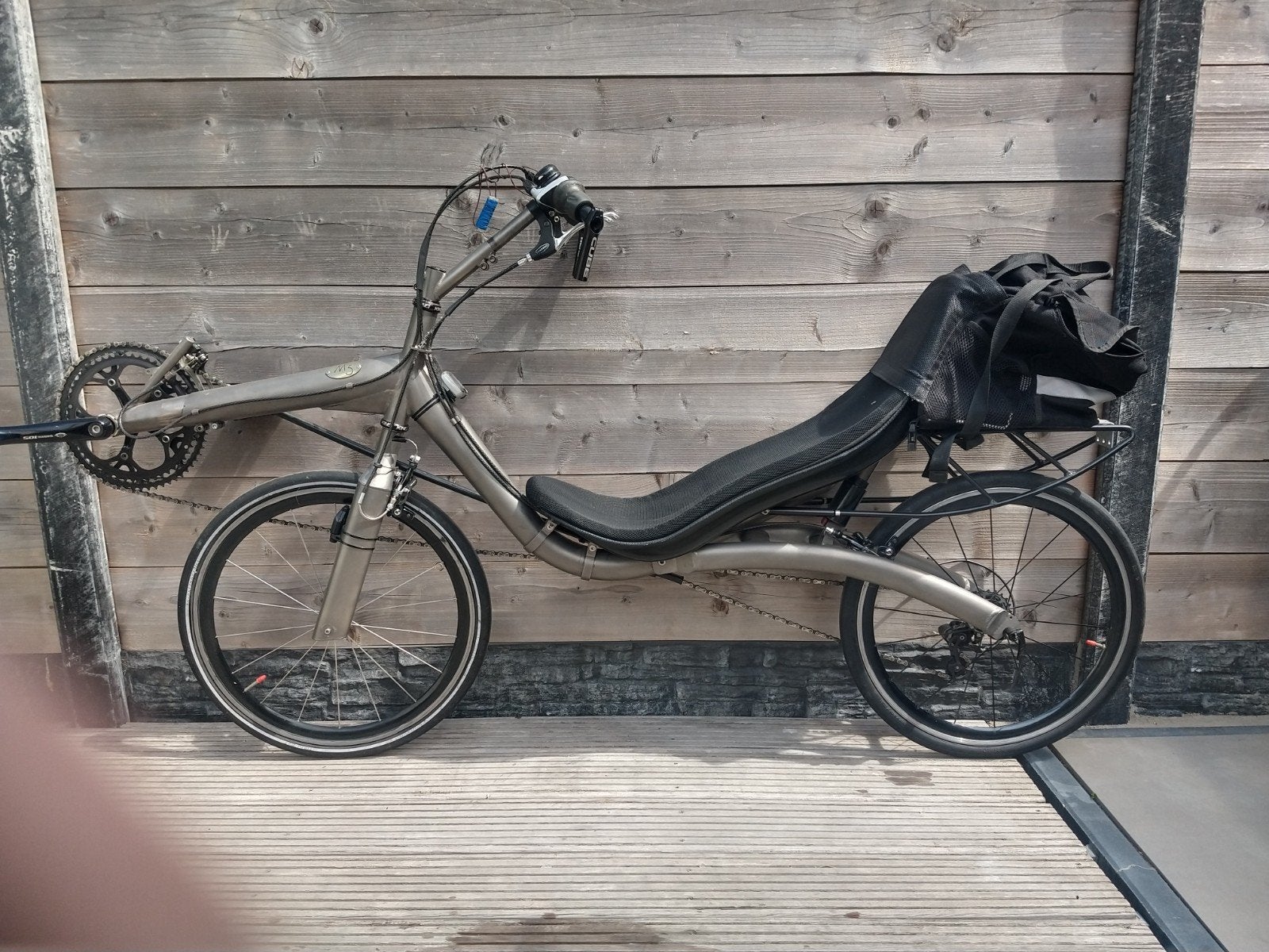 M5 Shockproof Titanium Ligfiets, Ophalen of Verzenden