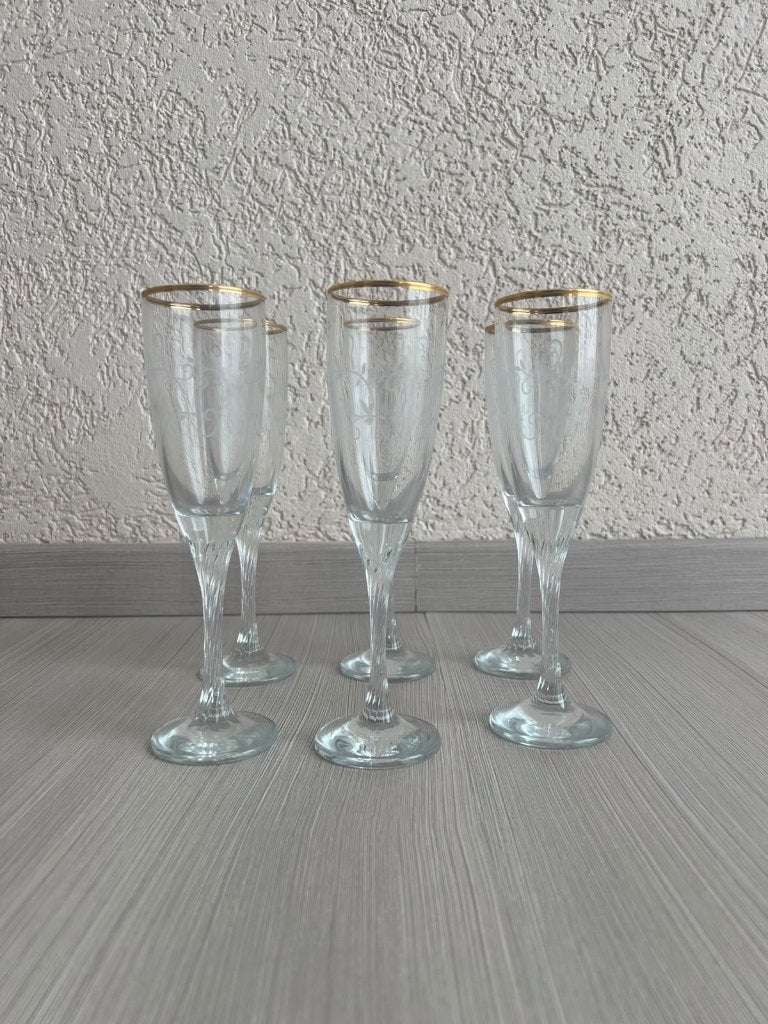 Mooie zware champagneglazen, Ophalen, Glas of Glazen, Klassiek, Glas
