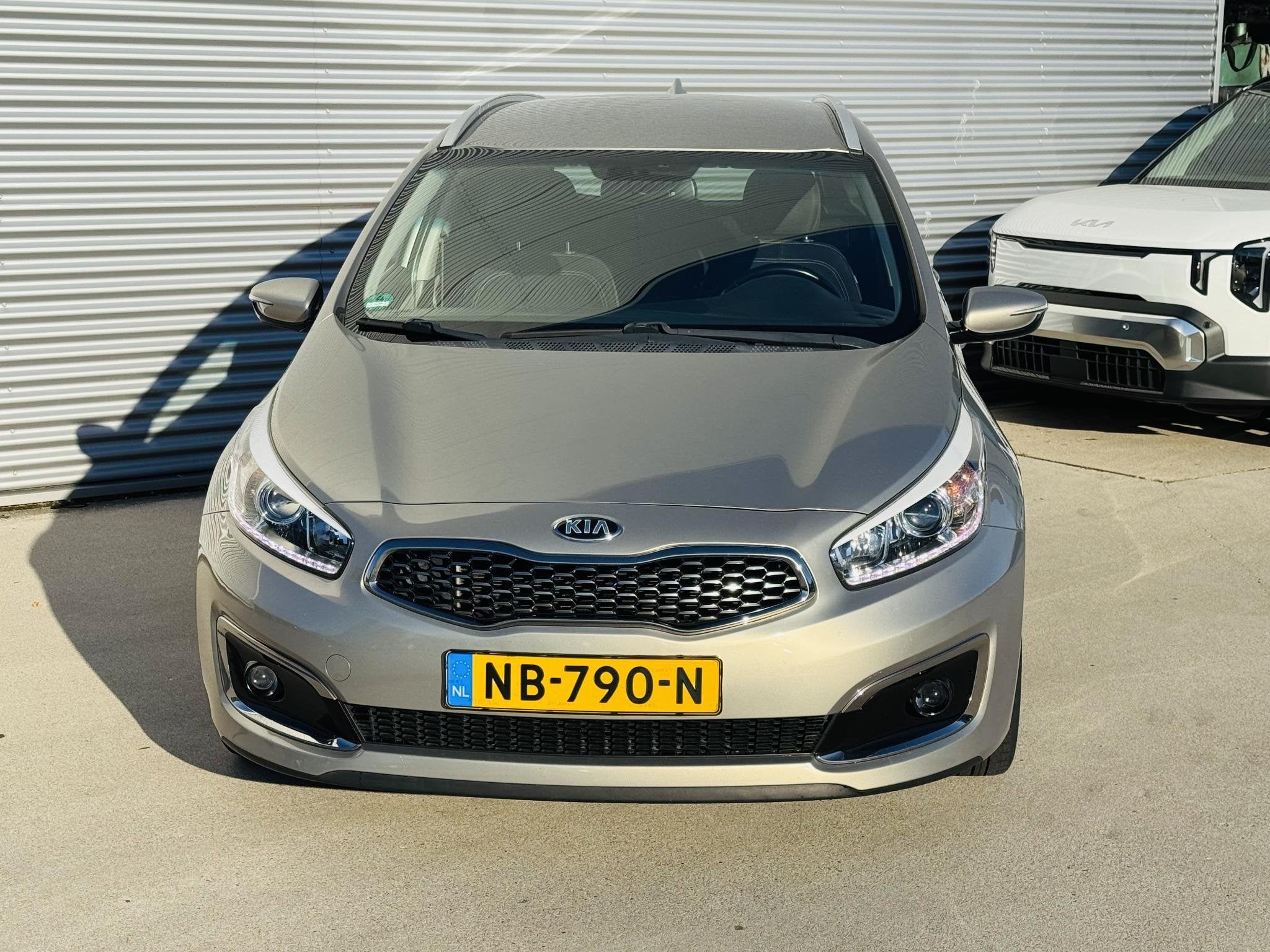 Kia cee'd Sportswagon 1.6 GDI DynamicLine Automaat Stoelverw, Auto's, Kia, Gebruikt, 4 cilinders, Origineel Nederlands, 600 kg