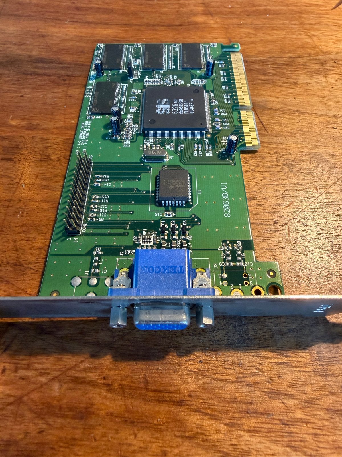 SiS 6326 AGP-3D Videokaart - Vintage Grafische Kaart, Gebruikt, Overige soorten, VGA, Ophalen of Verzenden