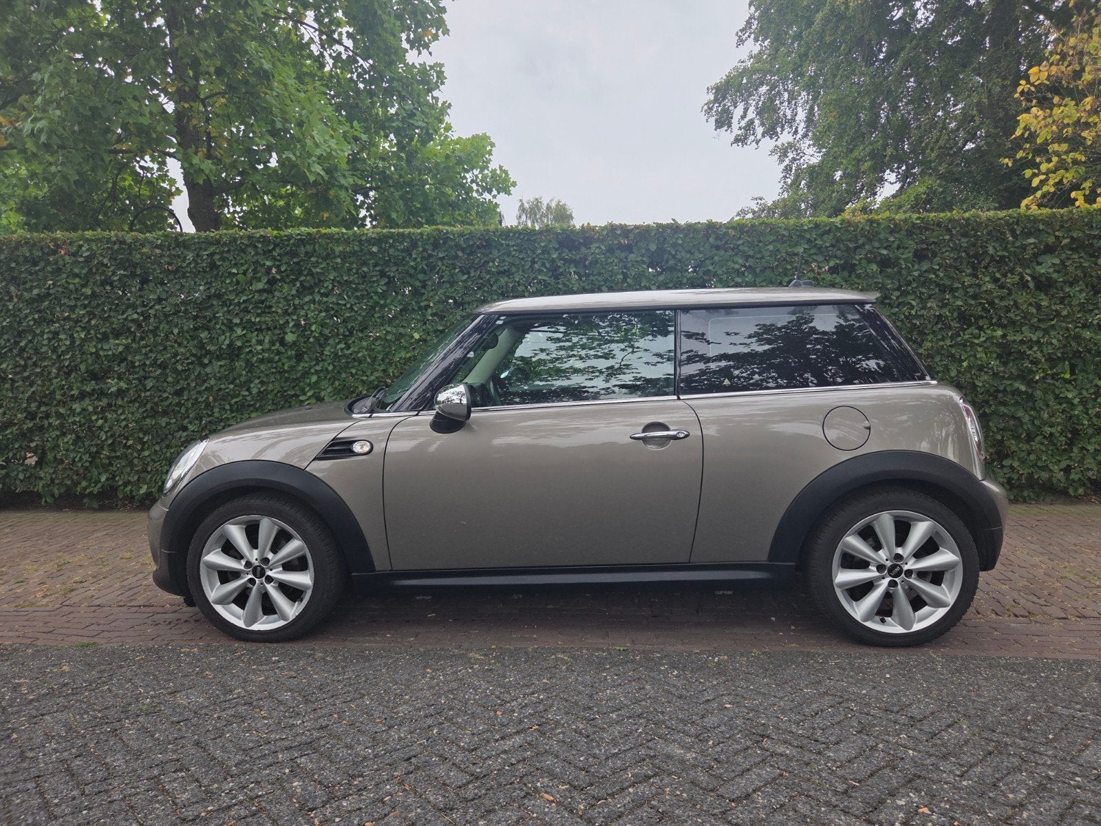 Mini 1.6 ONE 55KW 2012, Voorwielaandrijving, 4 cilinders, 4 stoelen, 1055 kg