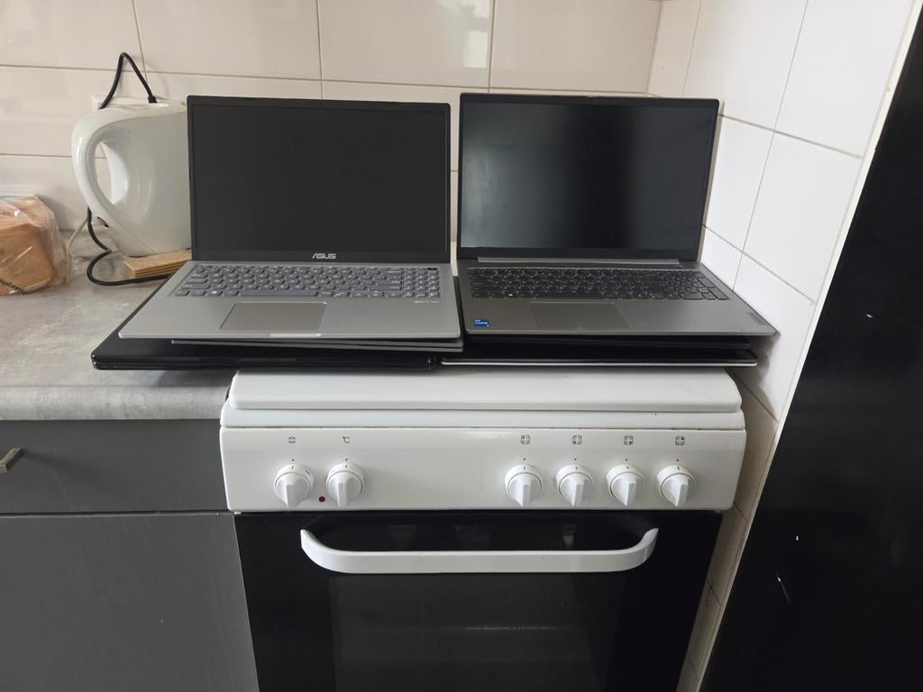 Partij van 27 Laptops - Diverse Merken en Modellen, Computers en Software, Windows Laptops, Verschillend, 8 GB, Ophalen of Verzenden