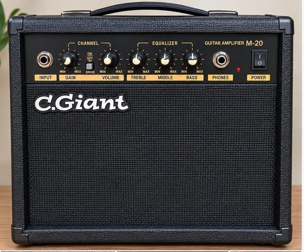 C.Giant M-20 Gitaarversterker - Compact & Krachtig, Muziek en Instrumenten, Ophalen of Verzenden, Zo goed als nieuw, Gitaar, Minder dan 50 watt