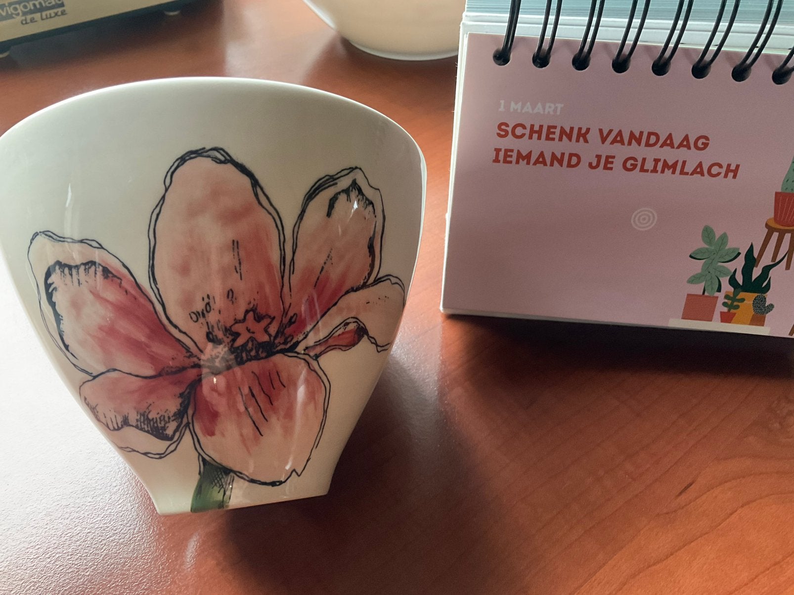 SEASONS JET schaal, Huis en Inrichting, Keuken | Servies, Zo goed als nieuw, Schaal of Schalen, Overige stijlen, Aardewerk, Ophalen of Verzenden
