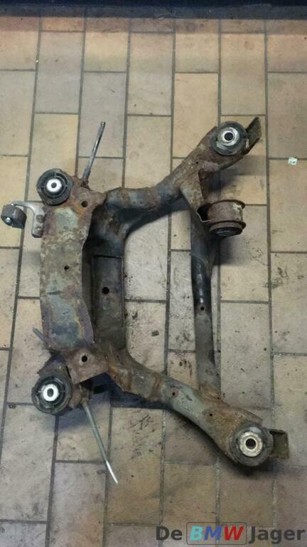 Subframe achter BMW 3-serie E46 compact M47N 33316770843, Auto-onderdelen, Ophanging en Onderstel, BMW, Gebruikt, Ophalen of Verzenden