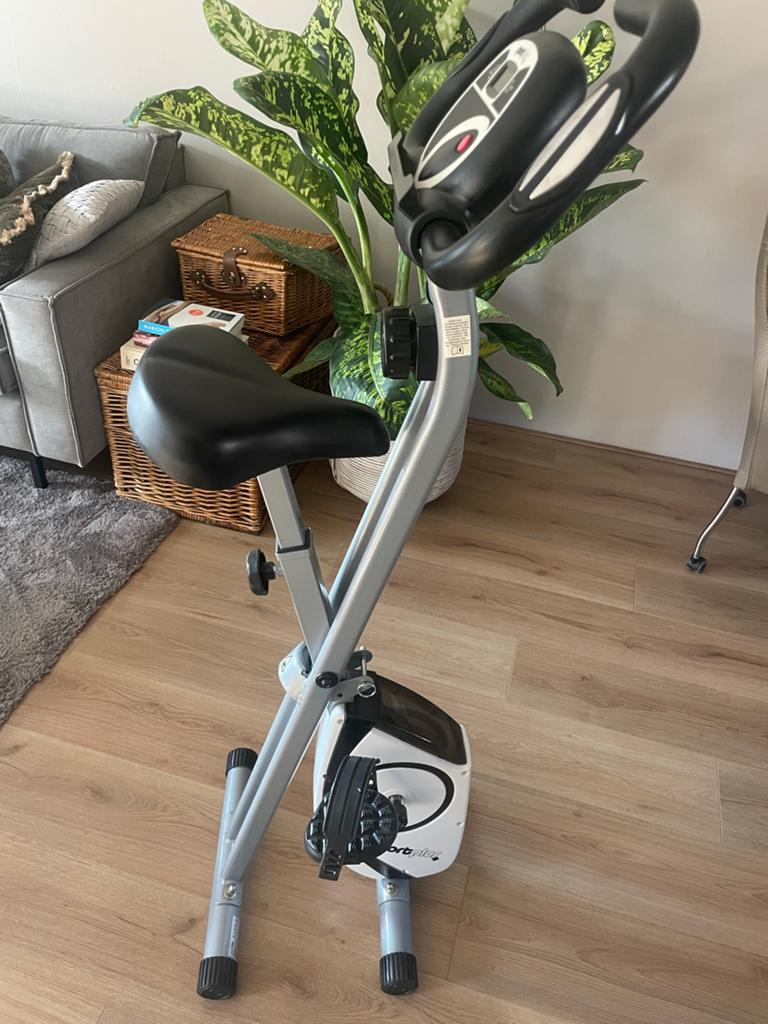 Sportplus Hometrainer - Compact en Opvouwbaar, Sport en Fitness, Fitnessapparatuur, Ophalen, Gebruikt, Metaal, Benen