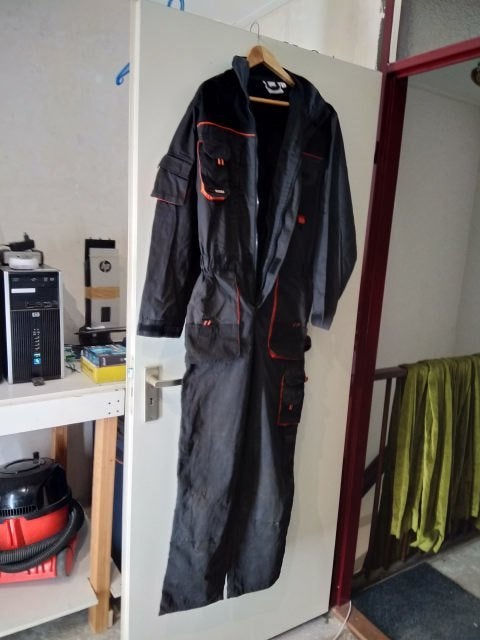 SOTTO ZERO werkoverall. Maat M. 2 stuks. €40, Gebruikt, Overall, Ophalen of Verzenden, SOTTO ZERO