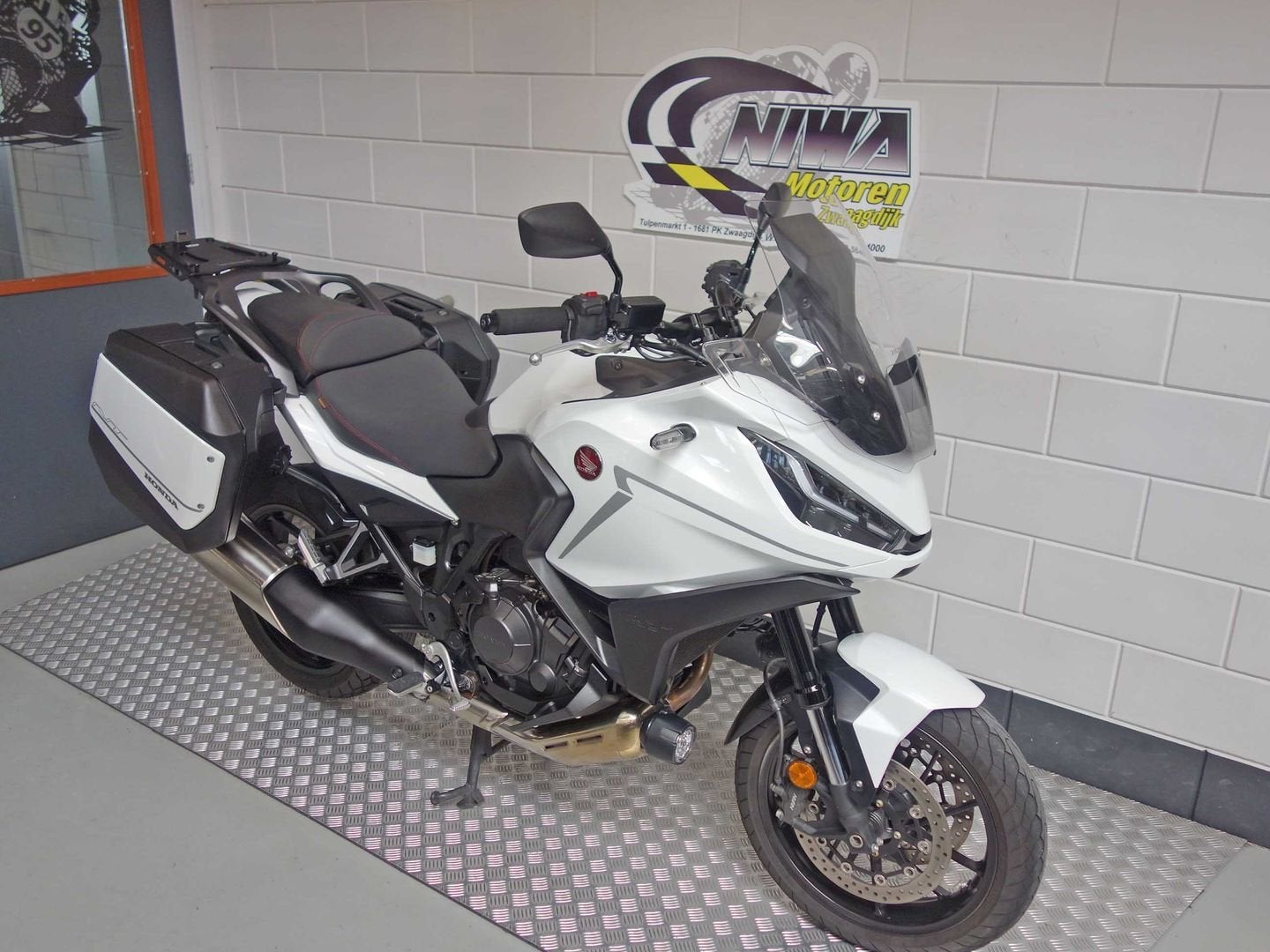 HONDA NT 1100, 2 cilinders, HONDA, Motorrijbewijs A, Bedrijf