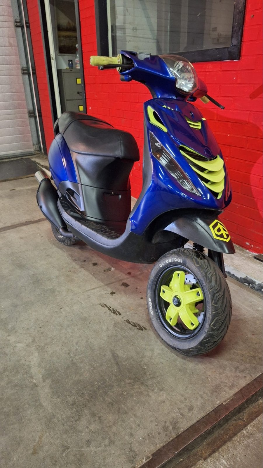 Piaggio Zip Scooter - Blauw/Geel - Goede Staat, Ophalen, Maximaal 45 km/u, Zip, Zo goed als nieuw