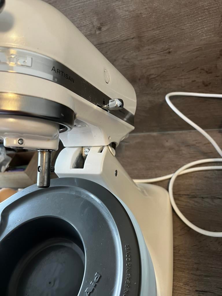 Kitchenaid, Witgoed en Apparatuur, Keukenmixers, 4 liter of meer, Ophalen of Verzenden, Zo goed als nieuw, 3 snelheden of meer
