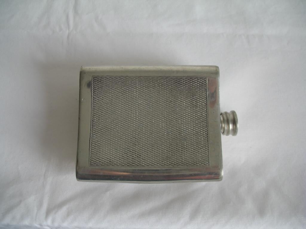 Heupfles Pinder Bros Pewter Half Gevormd Vintage, Ophalen of Verzenden