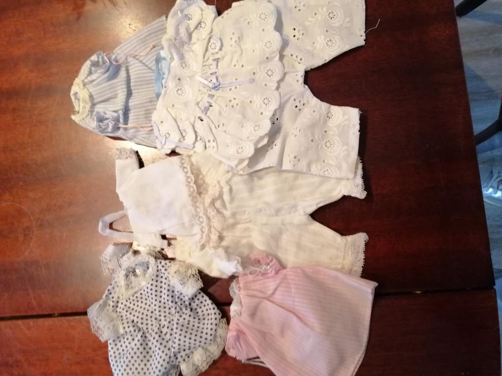 Schattige poppenkleertjes, Ophalen of Verzenden, Nieuw, Pop