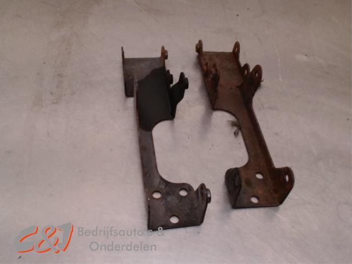 Frontdeel steun van een Iveco Daily, Gebruikt, -, Overige automerken, -