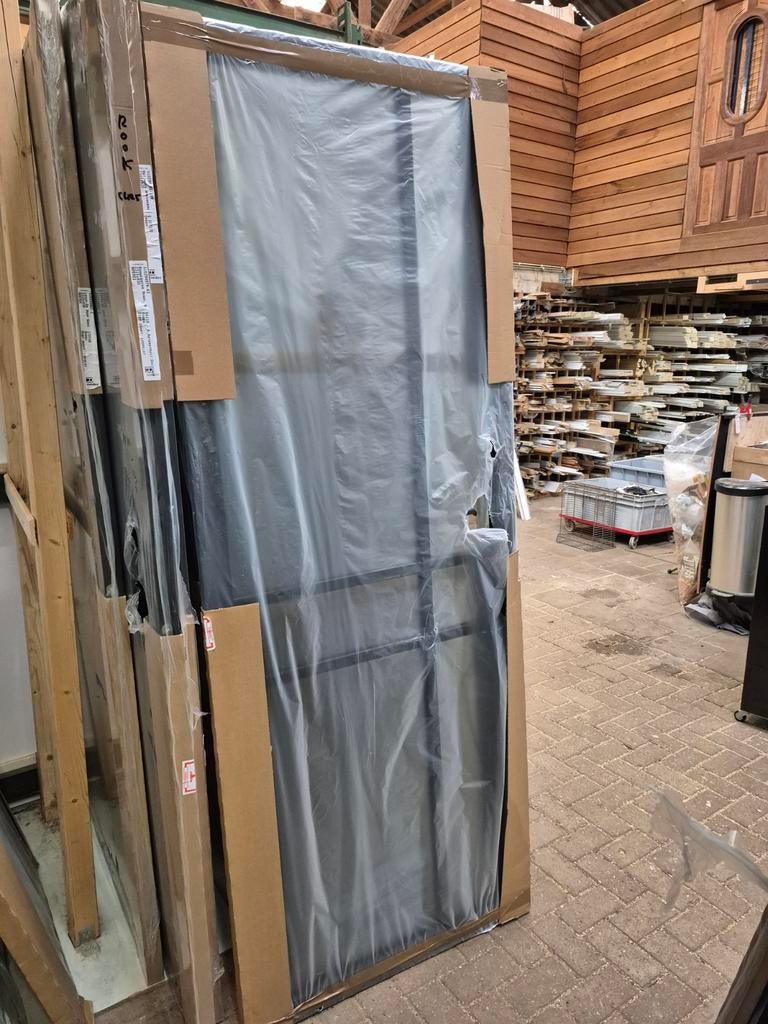 88x231,5cm binnendeur stomp Staal look zwart rookglas SD3