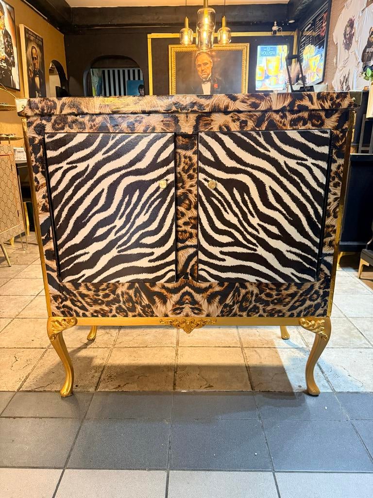 Kast met Luipaarden en Zebra print & Gouden Accenten, Ophalen, Overige materialen, Marlons, Vlaardingen