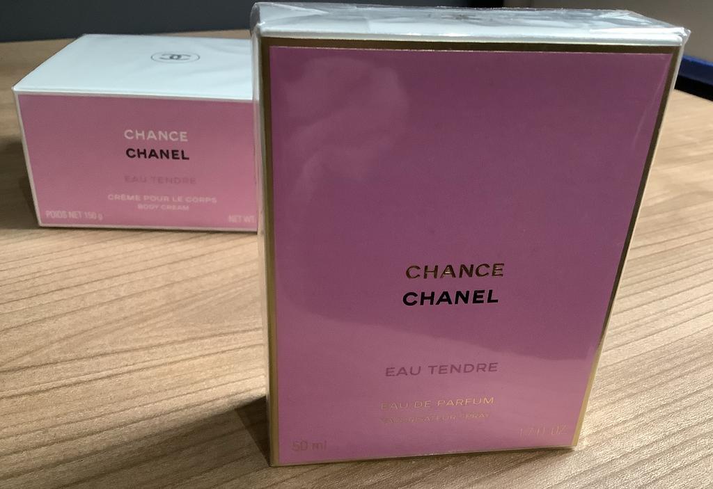 CHANEL - Chance - Eau Tendre Eau de Parfum 50 ml, Sieraden, Tassen en Uiterlijk, Uiterlijk | Parfum, Ophalen of Verzenden, Nieuw