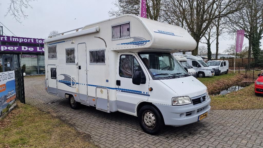 Adriatik 660SP 128PK Zelfvoorzienend, Alkoof, Ringverwarming, Fiat, Bedrijf
