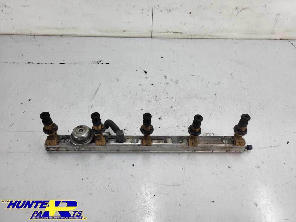 Galerij-injectie Volvo S80/V70 I ('98-'06) 9186836, Gebruikt, Ophalen of Verzenden, Volvo, Volvo