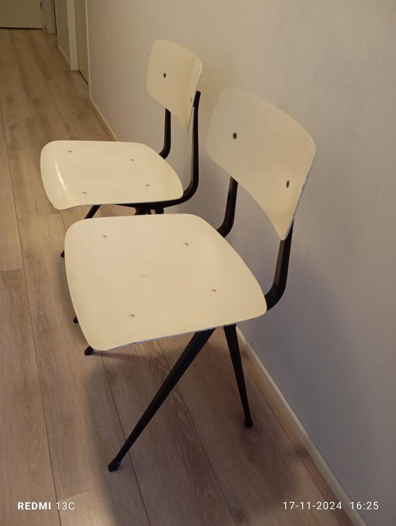 6 Result stoelen Friso Kramer - Ahrend De Cirkel, Ophalen, Gebruikt, Wit, Metaal