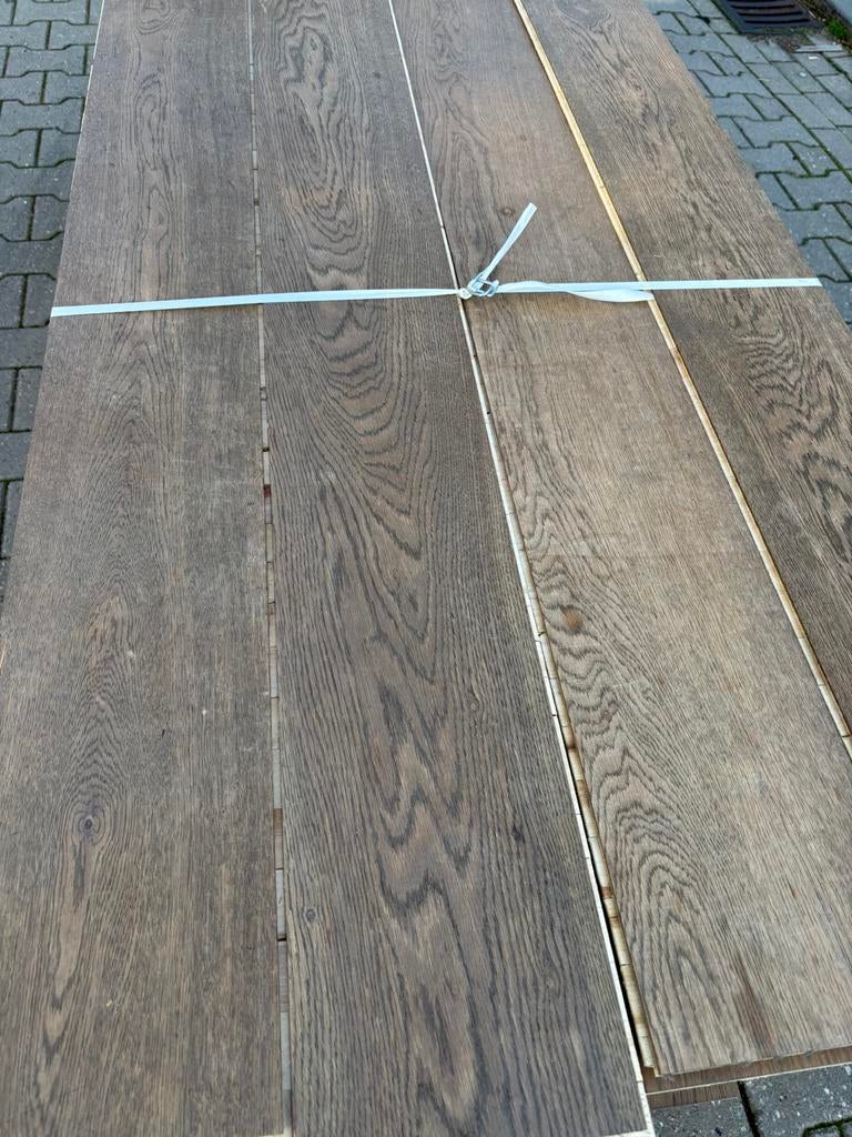 48 m2 eiken lamel parketvloer. 19 cm breed 15 mm dik, Gebruikt, 2 hands product geen info bekend, 2 hands product geen info bekend