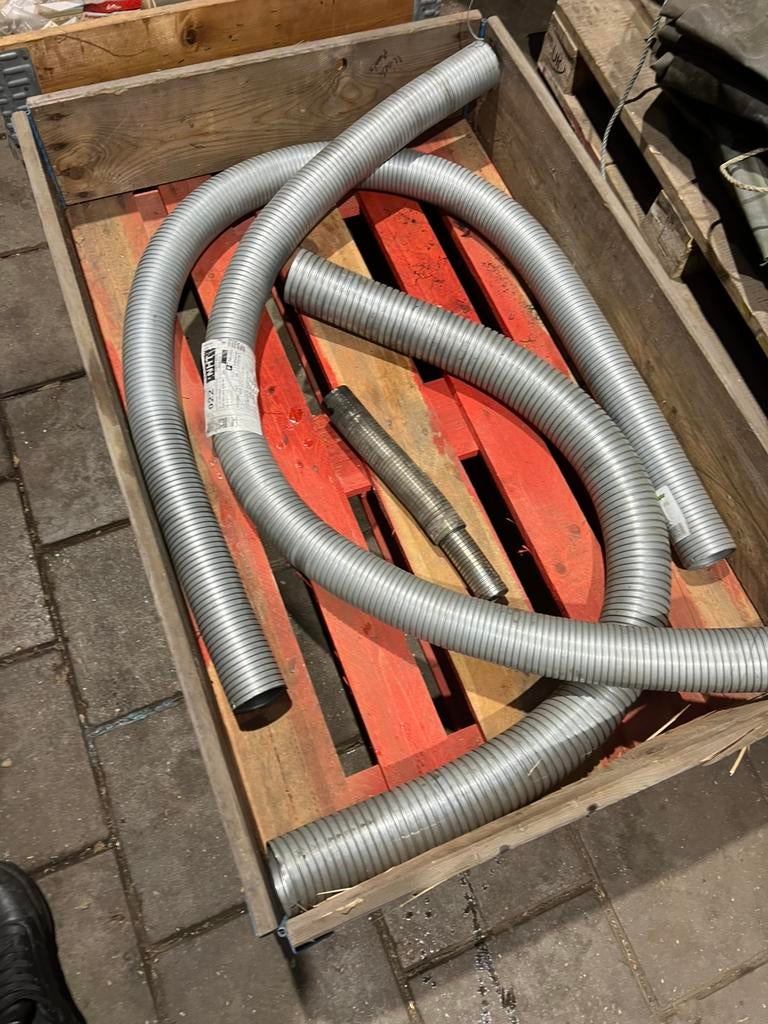 Flexible uitlaat buis pijp rond 70mm inwendig circa 3m, Auto-onderdelen, Uitlaatsystemen, Ophalen, Nieuw