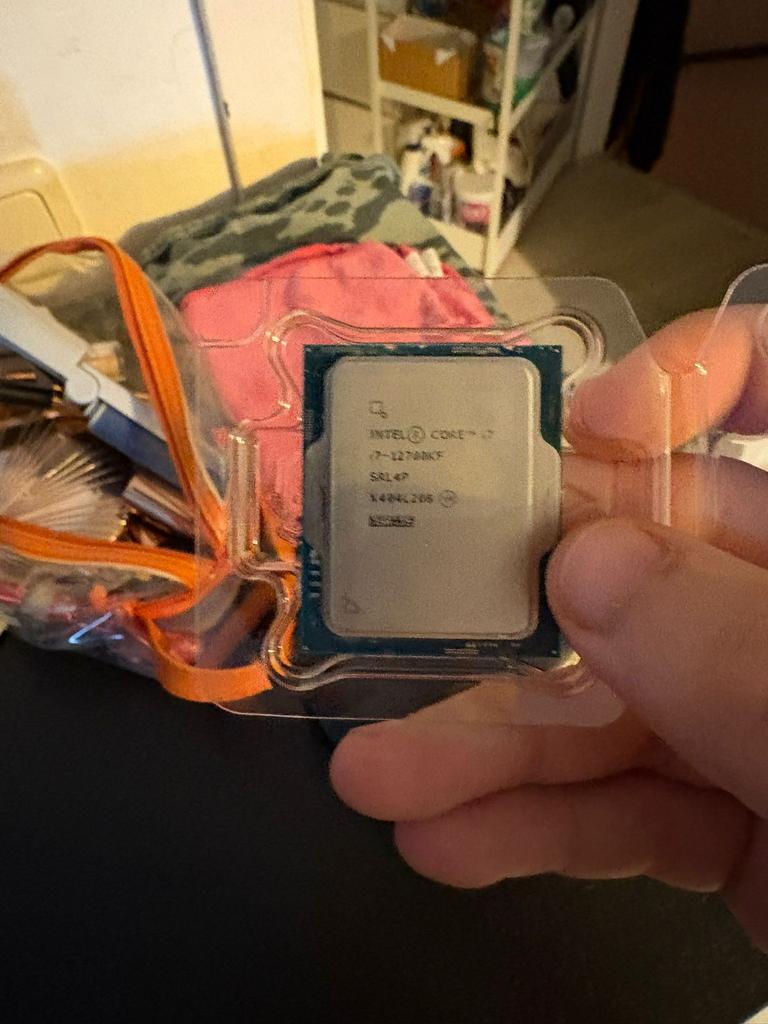 i7 12th gen 12700kf, Computers en Software, Processors, Ophalen of Verzenden, Refurbished, 12-core, 4 Ghz of meer
