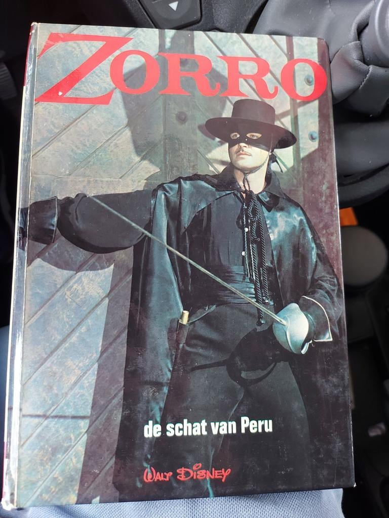 Zorro - De schat van Peru (Walt Disney), Boeken, Ophalen of Verzenden, Gelezen, Walt Disney, Sprookjes