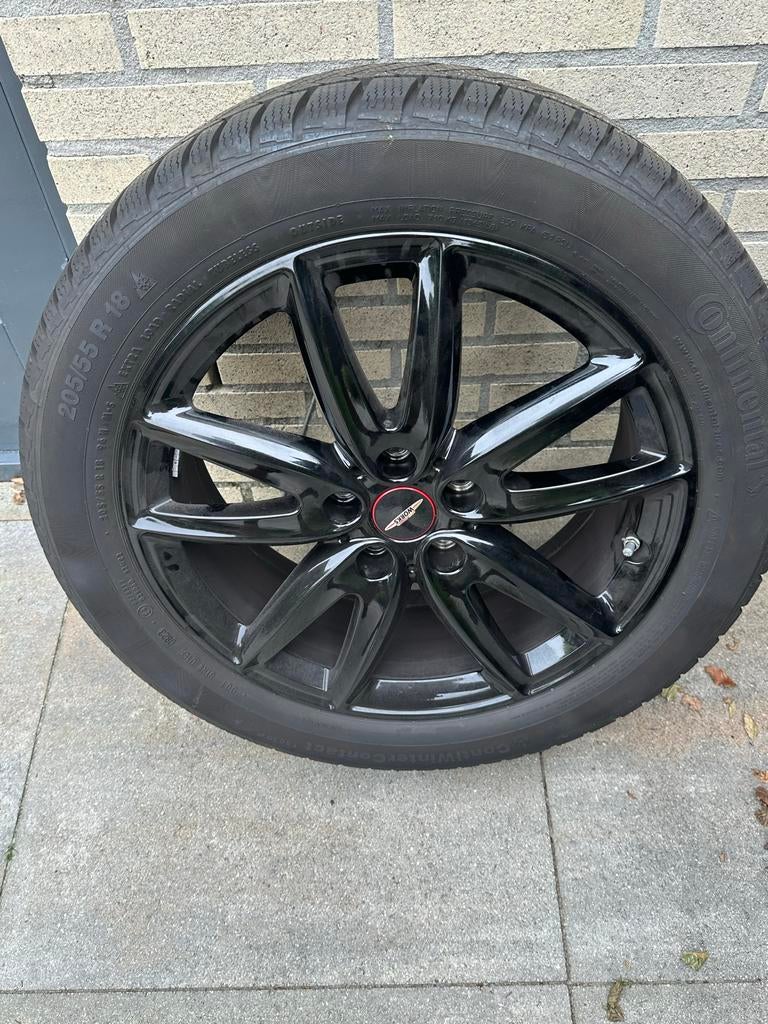 JCW Winterbanden Continental 205/55 R18, Auto-onderdelen, 18 inch, Gebruikt, Banden en Velgen, Personenwagen