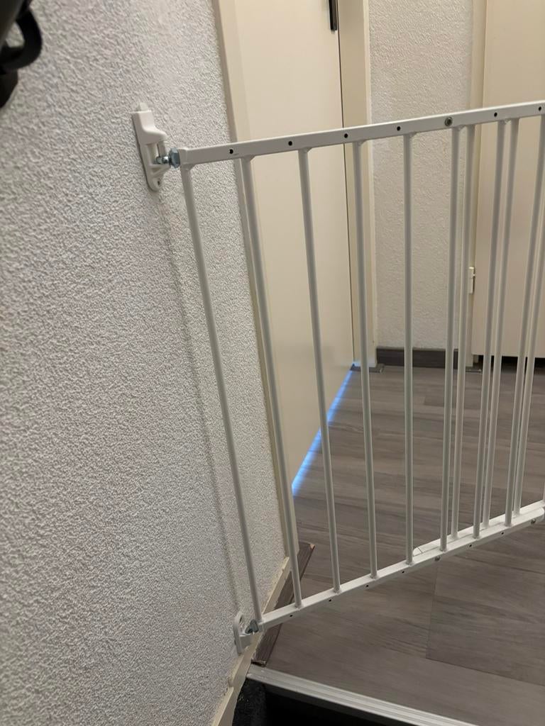 Mooi wit traphekje te koop!!, Ophalen of Verzenden, Zo goed als nieuw