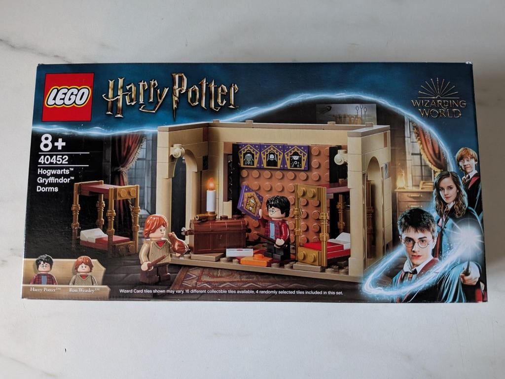 Lego 40452 Hogwarts Gryffindor Dorms, Ophalen of Verzenden, Zo goed als nieuw, Complete set, Lego